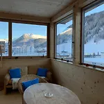 Vinadi ダヴォス・プラッツ